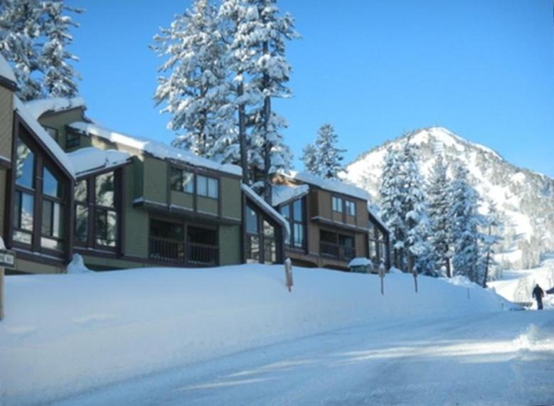 Апартаменты Courchevel C # 9 Маммот Лейкс Экстерьер фото